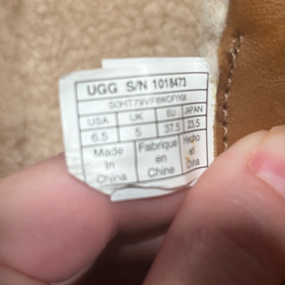 Super Cute Ugg Lace Up Boots Size 6.5 - Picture 9 of 9